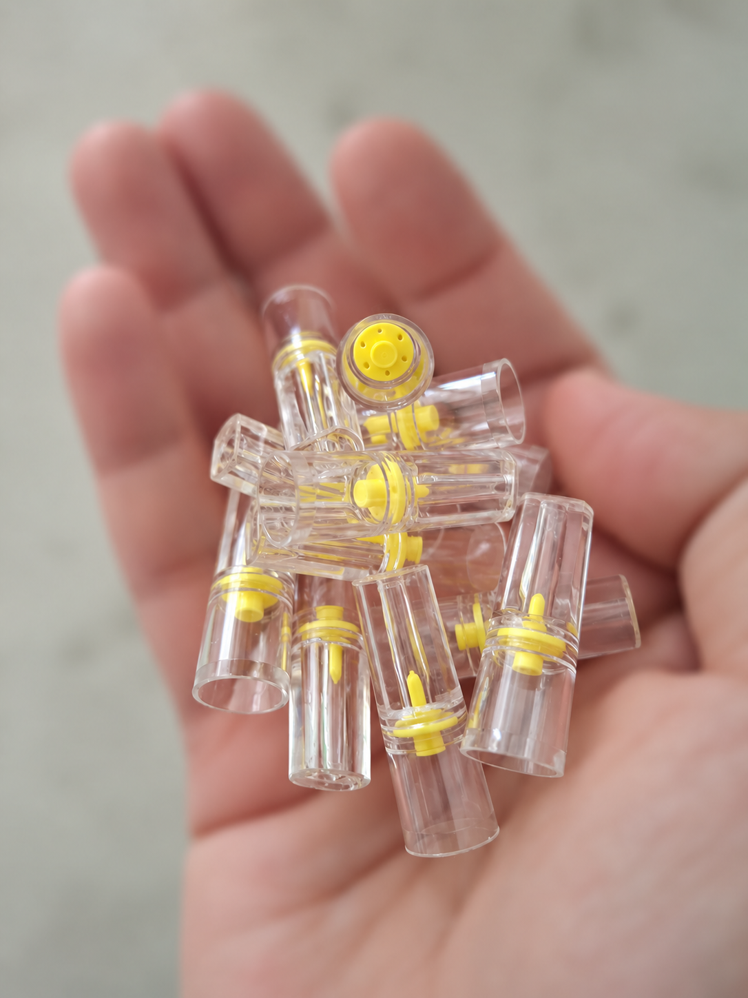 EFFICIENT Cigarette Filters 6-Hole 900 Count with FREE 150 Filters